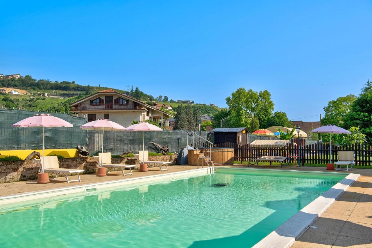Appartamento Iris Cisterna dʼAsti Exterior foto